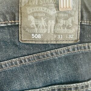 Levi's Men's Dark denim Slim Straight Jeans size 31